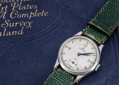 Lot 89 - A circa 1930's Omega manual wind stainless steel wristwatch