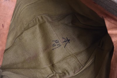 Lot 709 - A WWII Japanese Officer's Cap