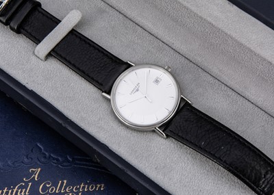 Lot 158 - A modern Longines stainless steel quartz wristwatch