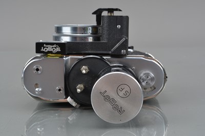 Lot 130 - A Robot II Camera