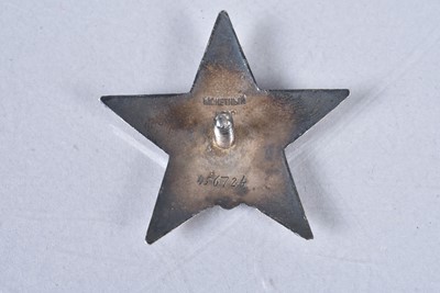 Lot 753 - A Russian Order of the Red Star