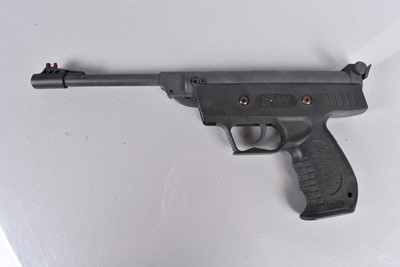 Lot 793 - An XTS3 Break Barrel Air Pistol