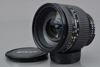 Lot 180 - A Nikon AF Nikkor 24-120mm f/3.5-5.6D Lens