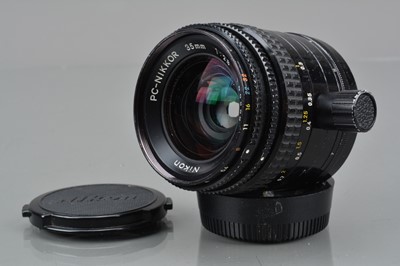 Lot 186 - A Nikon PC-Nikkor 35mm f/2.8 Shift Lens