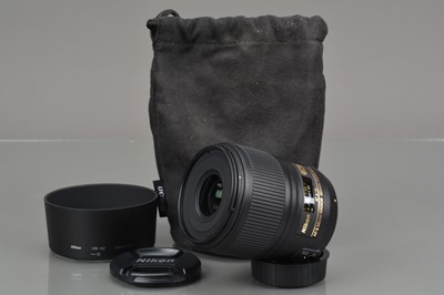Lot 189 - A Nikon N AF-S Micro Nikkor 60mm f/2.8G ED Lens