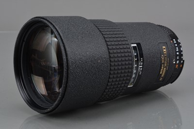 Lot 193 - A Nikon ED AF Nikkor 180mm f/2.8D Lens