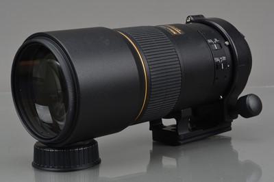Lot 201 - A Nikon ED AF-S Nikkor 300mm f/4D Lens