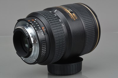 Lot 203 - A Nikon ED AF-S Nikkor 17-35mm f/2.8D Lens