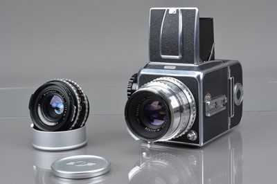 Lot 256 - A Hasselblad 1000F Camera