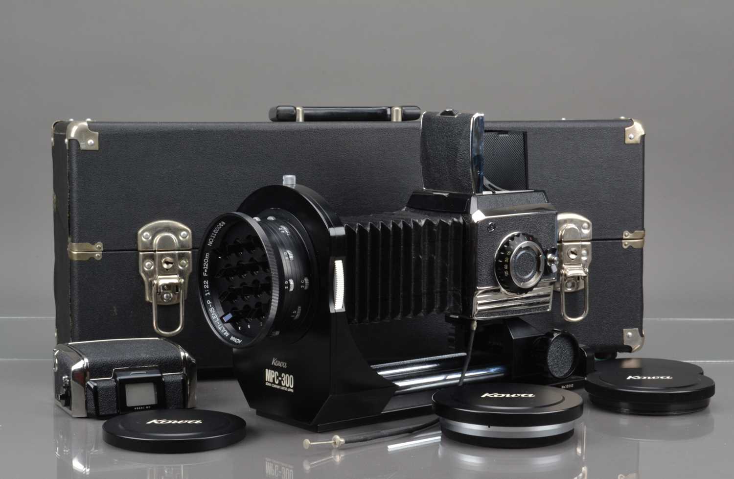Lot 257 - A Kowa MPC-300 Camera