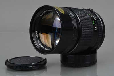 Lot 324 - A Canon FD 135mm f/2.8 Lens