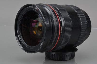 Lot 333 - A Canon EF 24-70mm f/2.8 L USM Lens