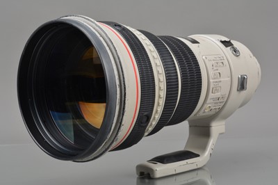 Lot 338 - A Canon EF 400mm f/2.8 L IS USM Lens