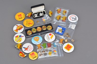 Lot 361 - A Group of Kodak Pin Badges