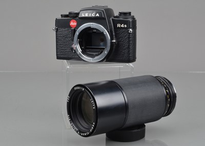 Lot 426 - A Leica R4s SLR Camera