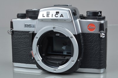 Lot 429 - A Leica R6.2 SLR Camera Body