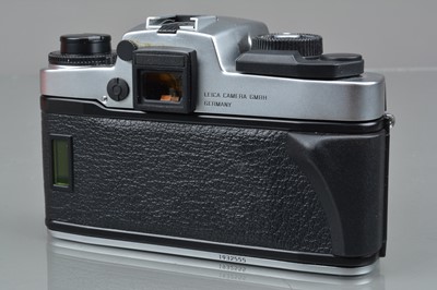 Lot 429 - A Leica R6.2 SLR Camera Body