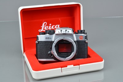 Lot 429 - A Leica R6.2 SLR Camera Body