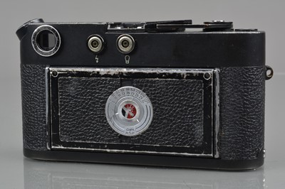 Lot 460 - A Leica M4 Rangefinder Camera Body