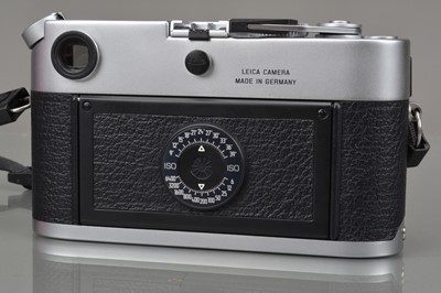 Lot 469 - A Leica M6 TTL 0.72 Rangefinder Camera