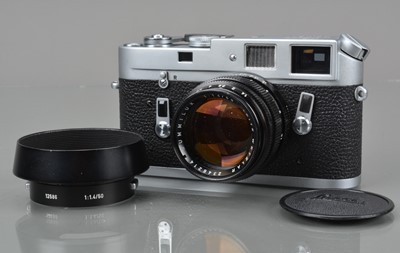 Lot 471 - A Leitz Wetzlar Leica M4 Rangefinder Camera