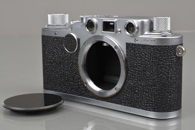 Lot 516 - A Leitz Wetzlar IIc Rangefinder Sharkskin Camera Body