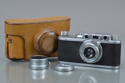 Lot 529 - A Leitz Wetzlar Leica II Model D Rangefinder Camera