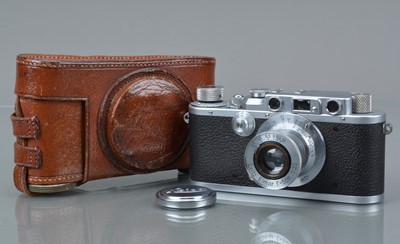 Lot 530 - A Leitz Wetzlar Leica IIIa Model G Rangefinder Camera