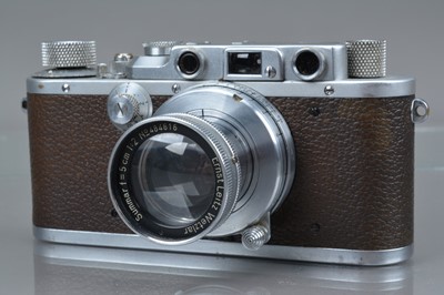 Lot 540 - A Leitz Wetzlar Leica IIIa Model G Rangefinder camera