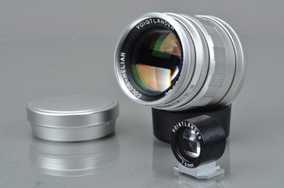 Lot 564 - A Voigtländer 75mm f2.8 MC Color Heliar Lens