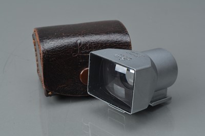 Lot 586 - A Leitz Wetzlar SBLOO 35mm Finder