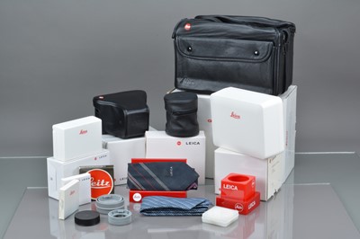 Lot 612 - Leica Accessories