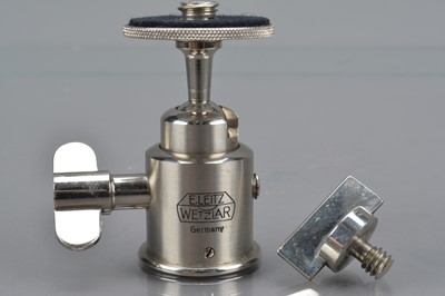 Lot 618 - A Leitz Wetzlar FIAKU Nickel Tripod Head