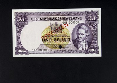 Lot 125 - Specimen Bank Note:  The Reserve Bank of New Zealand specimen 1 Pound