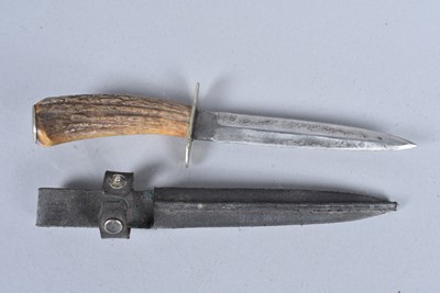 Lot 873 - A WWI German Trench Knife