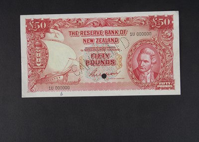 Lot 427 - Specimen Bank Note:  The Reserve Bank of New Zealand specimen 50 Pounds