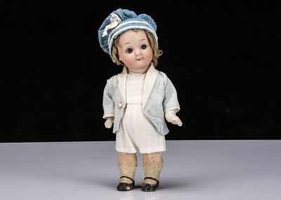 Lot 207 - A small Gebruder Heubach 9573 googly eyed doll