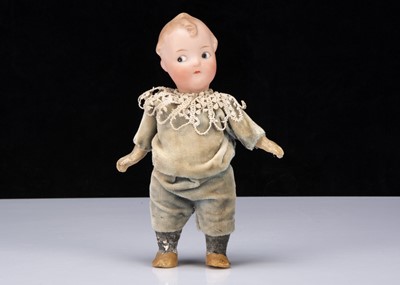 Lot 211 - A small Gebruder Heubach 9085 googly eyed doll