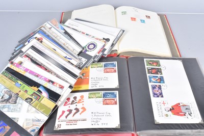 Lot 186 - A collection of British Presentation Packs