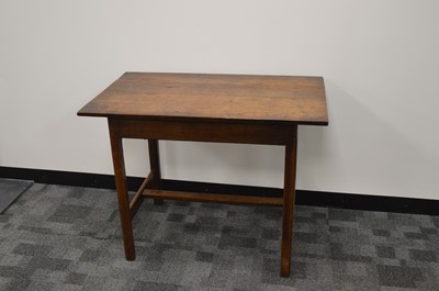 Lot 388 - A 19th century oak side table