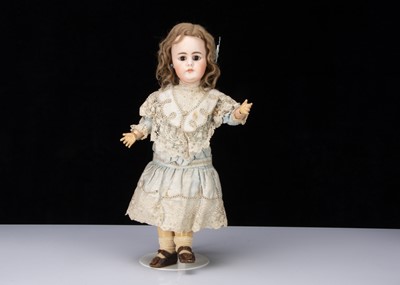 Lot 282 - A Simon & Halbig 949 child doll