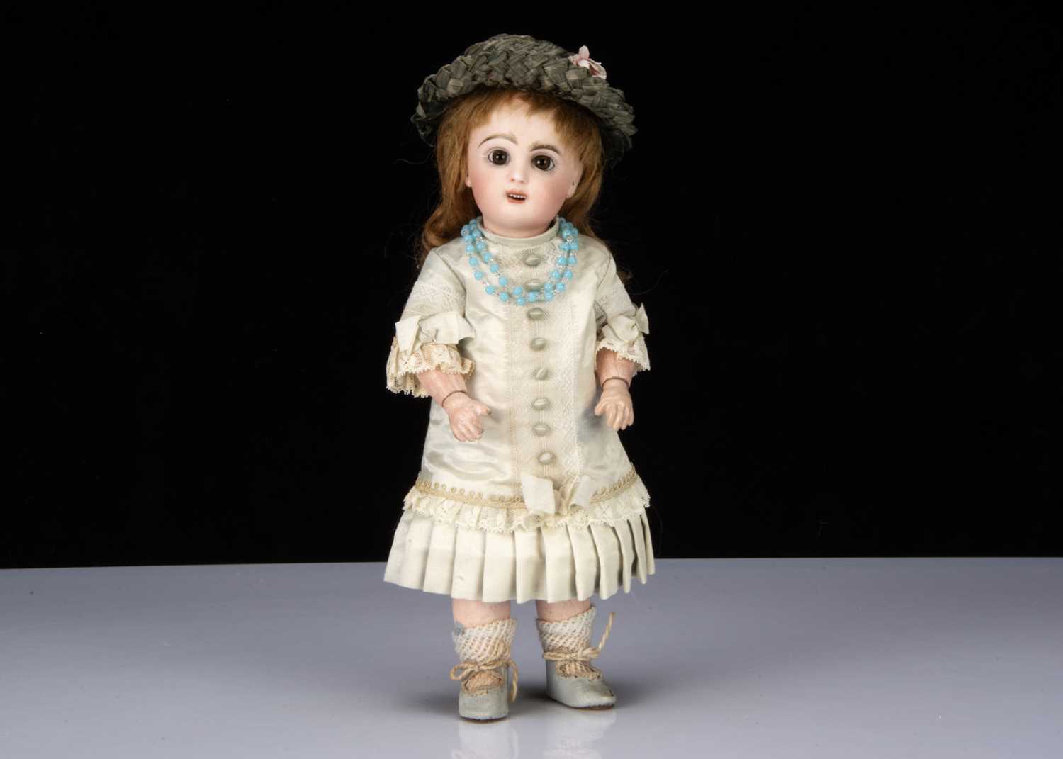 Lot 297 - A small unmarked Jumeau bebe No.2