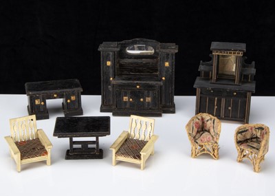 Lot 341 - German Jugendstil dolls’ house furniture