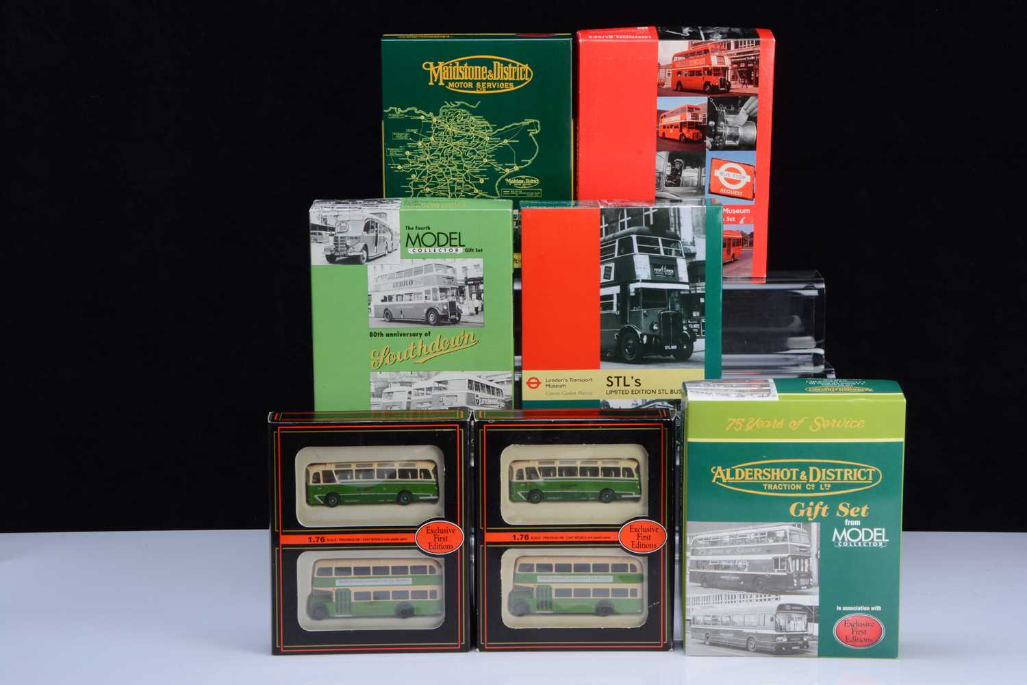 Lot 11 - Exclusive First Editions 1:76 Scale Gift Sets (7)