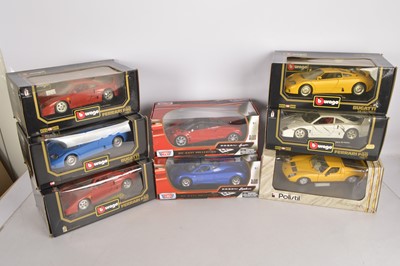 Lot 28 - 1:18 Scale Modern Italian Sports Cars (8)