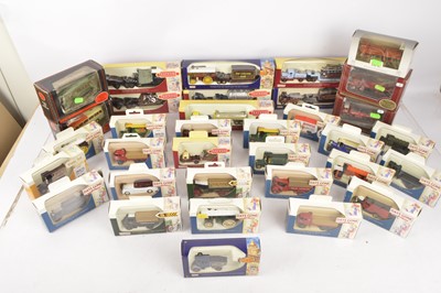 Lot 81 - Modern Diecast 1:76 Scale Vintage Commercial Vehicles (34)