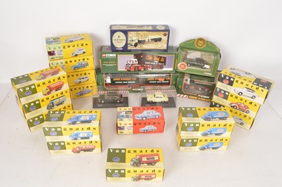 Lot 83 - Modern Diecast Vintage and Modern Private and Commercial Vehicles (23)