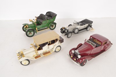 Lot 120 - Franklin Mint and Danbury Mint 1:24 and 1:16 Scale Vintage Rolls Royce (4)