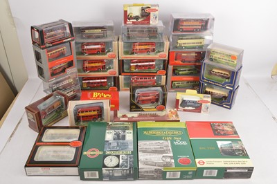 Lot 150 - 1:76 Scale Modern Diecast Public Transport Models and Commercial Models (30)