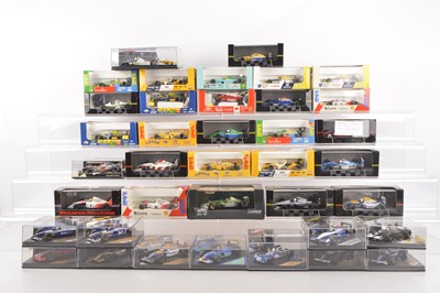 Lot 154 - Modern Diecast F1 and Indy Car Models